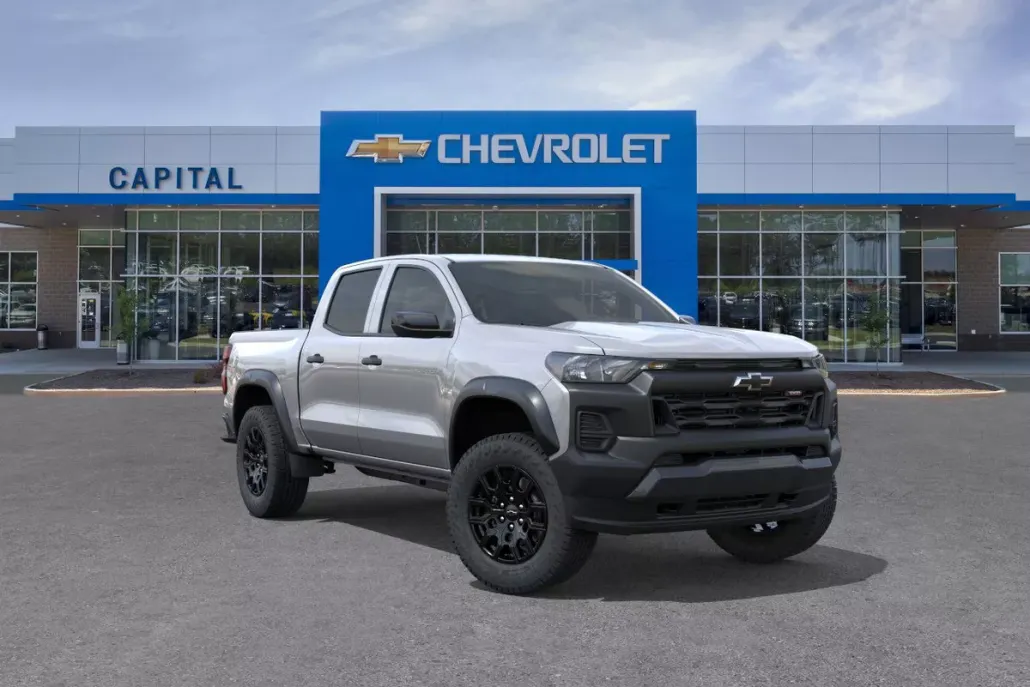 2026 Chevrolet Colorado Trail Boss photo 1