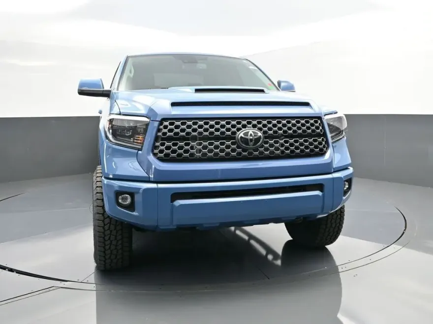 2021 Toyota Tundra SR5 TRD photo 1