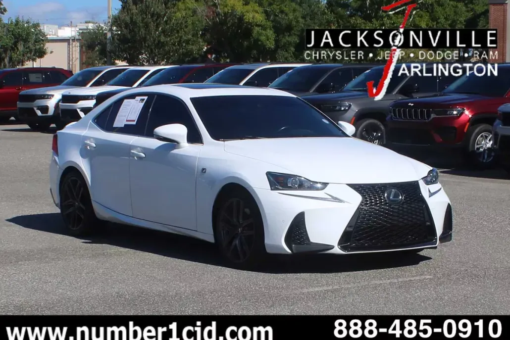 2020 Lexus IS 300 F SPORT photo 1