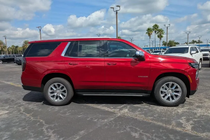 2025 Chevrolet Tahoe Premier photo 1