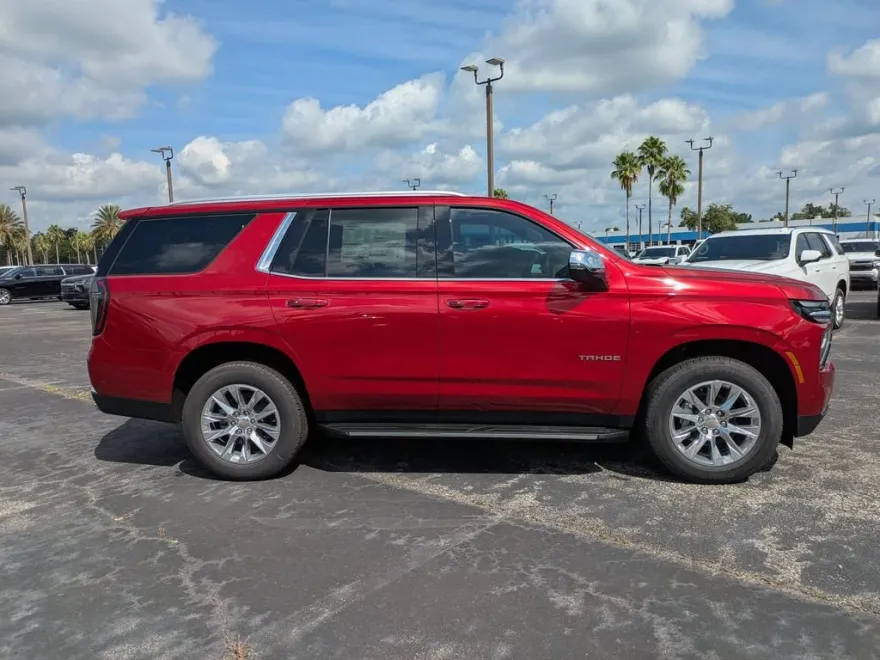 2025 Chevrolet Tahoe Premier photo 1