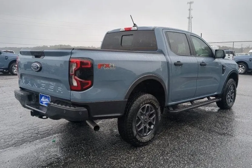 2024 Ford Ranger XLT photo 1