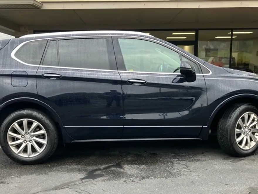 2020 Buick Envision Essence photo 1