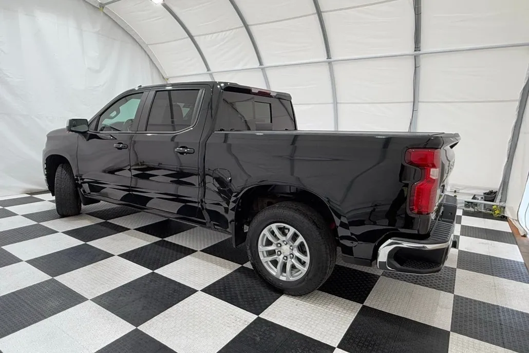 2019 Chevrolet Silverado 1500 LT photo 1