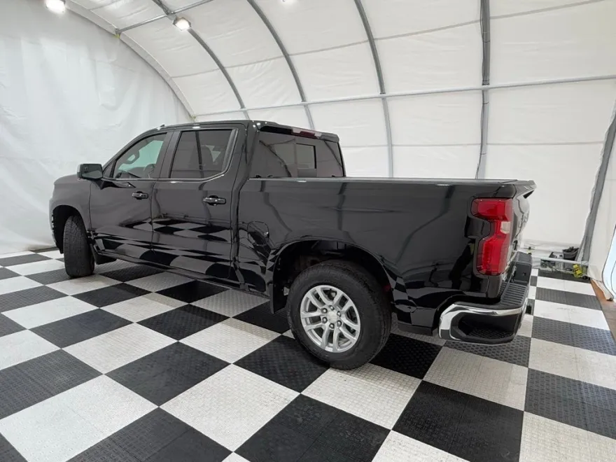 2019 Chevrolet Silverado 1500 LT photo 1