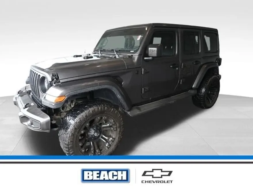 2020 Jeep Wrangler Unlimited Sahara photo 1
