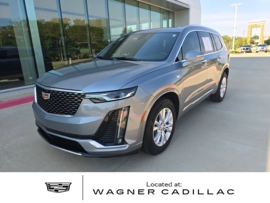 2023 Cadillac XT6 Luxury photo 1