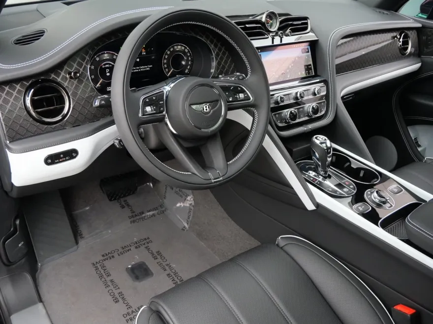 2025 Bentley Bentayga S photo 1