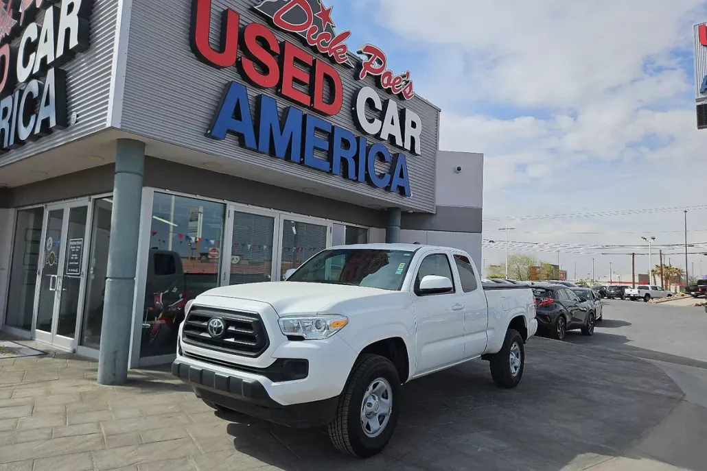 2020 Toyota Tacoma SR photo 1