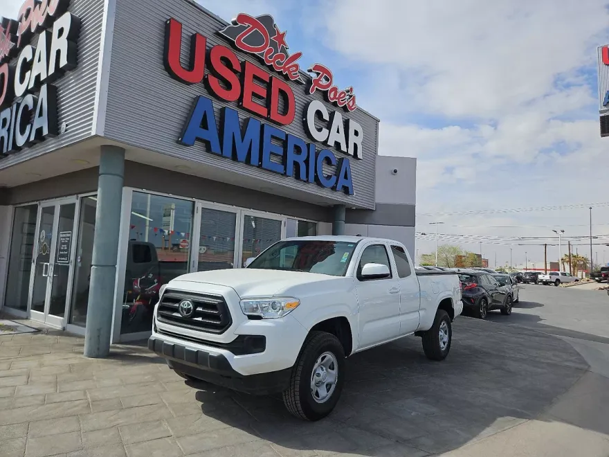 2020 Toyota Tacoma SR photo 1