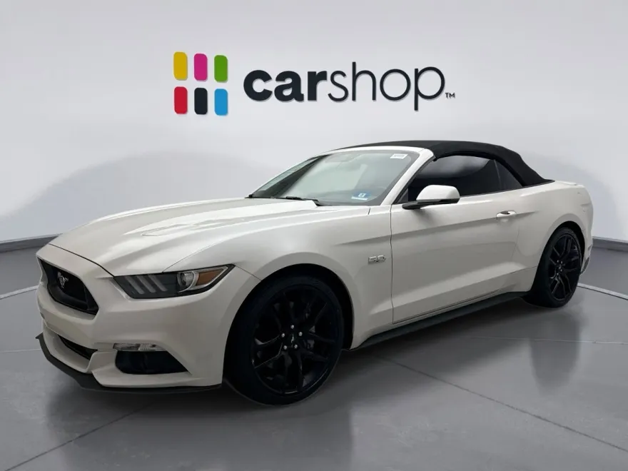 2017 Ford Mustang GT Premium photo 1