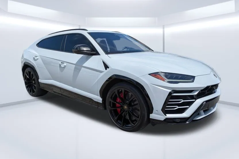2019 Lamborghini Urus Base photo 1