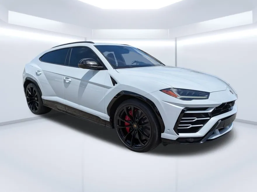 2019 Lamborghini Urus Base photo 1