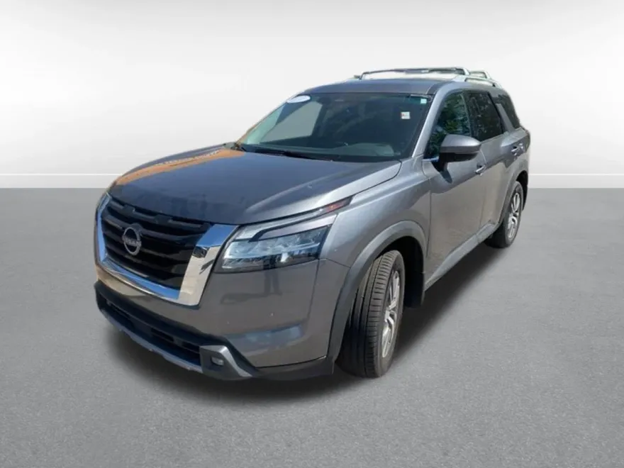 2022 Nissan Pathfinder SL photo 1