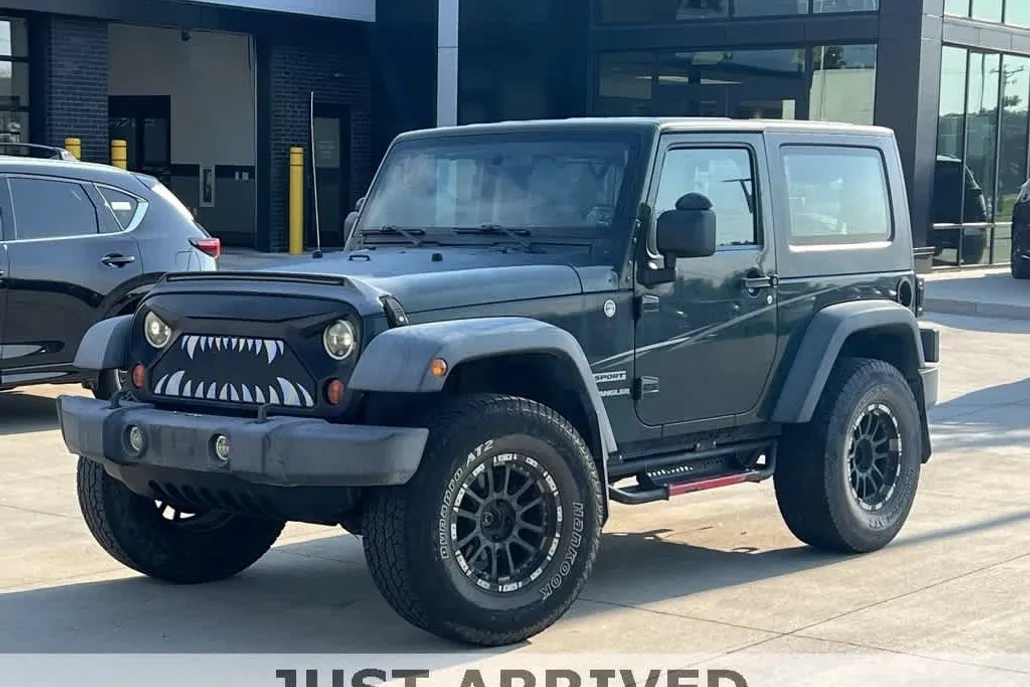 2010 Jeep Wrangler Sport photo 1