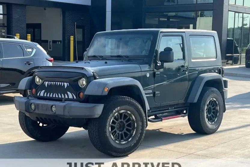 2010 Jeep Wrangler Sport photo 1