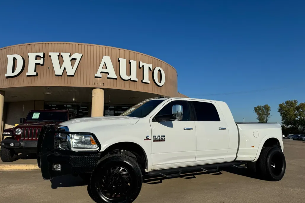 2015 Ram 3500 Laramie photo 1