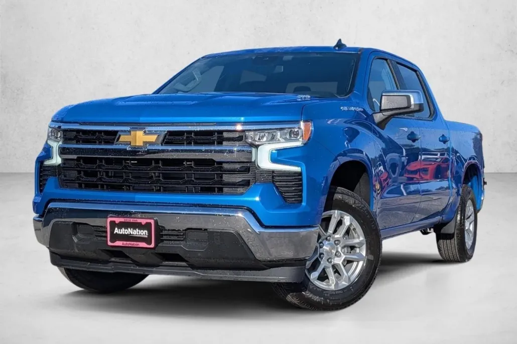2026 Chevrolet Silverado 1500 LT photo 1