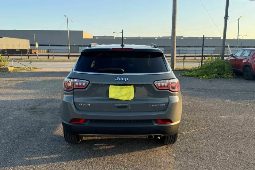 2021 Jeep Compass Limited photo 1