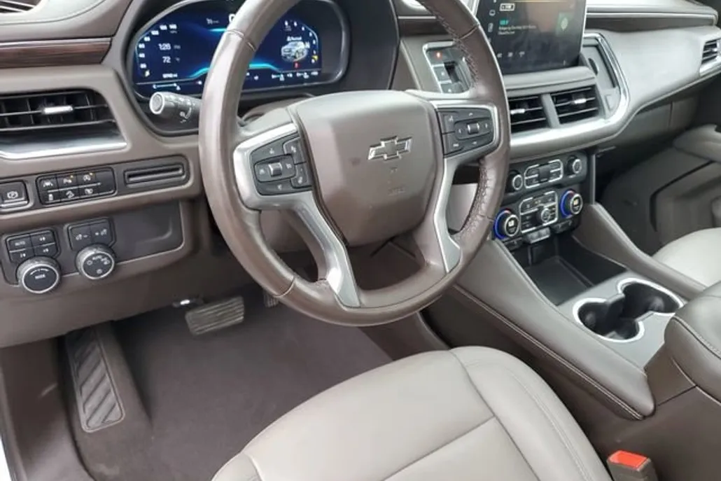 2023 Chevrolet Tahoe Z71 photo 1