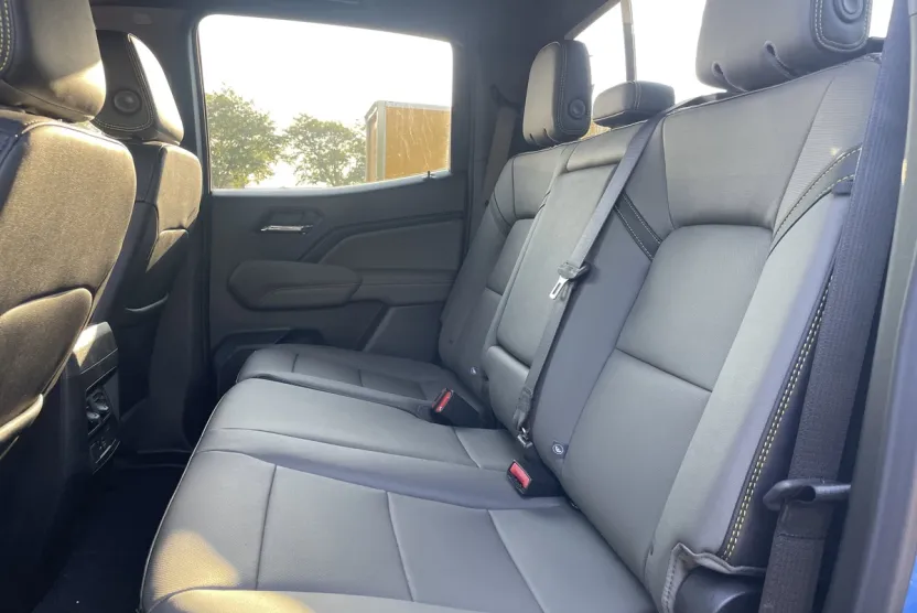 2026 Chevrolet Colorado ZR2 photo 1