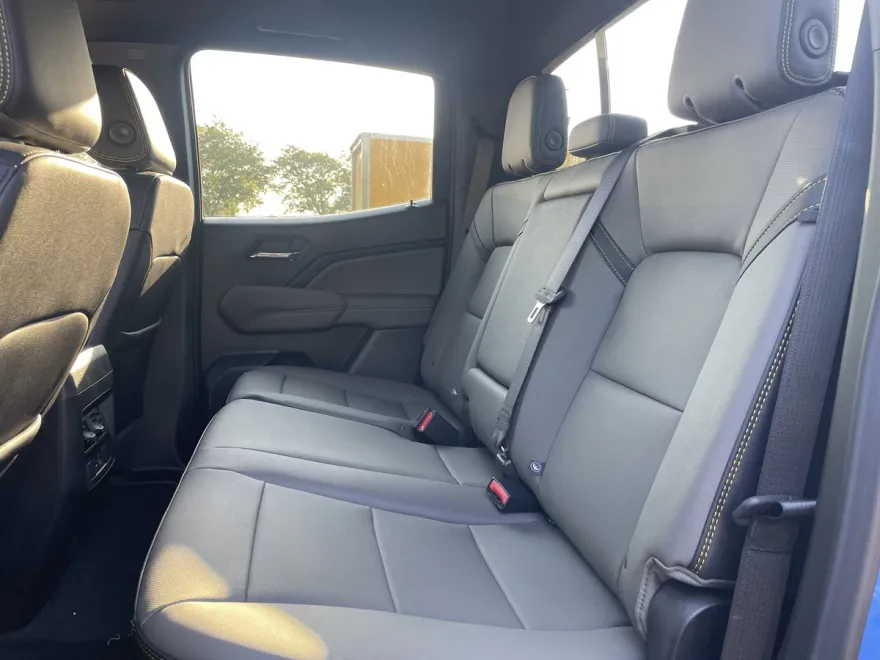 2026 Chevrolet Colorado ZR2 photo 1