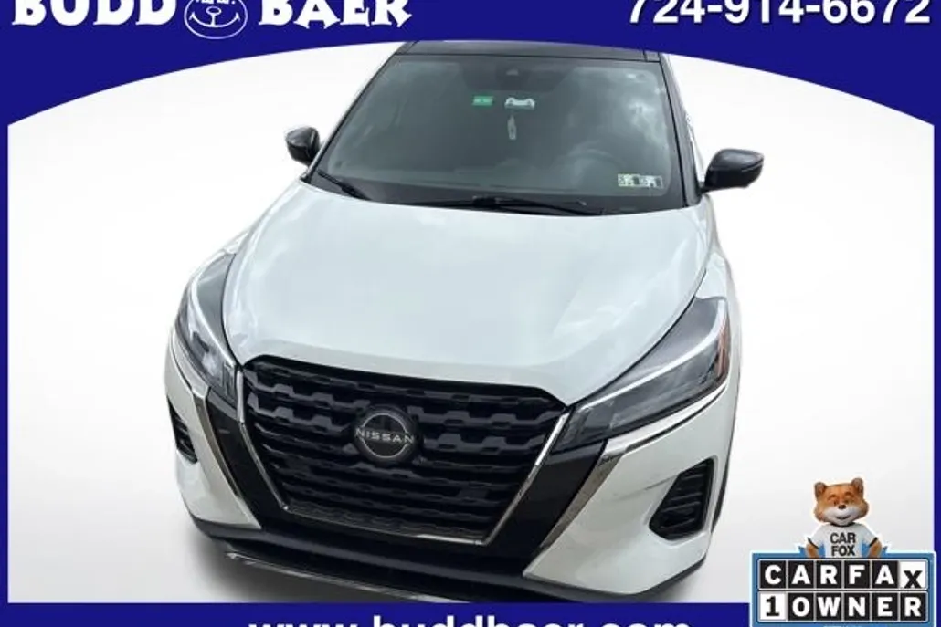 2023 Nissan Kicks SR photo 1