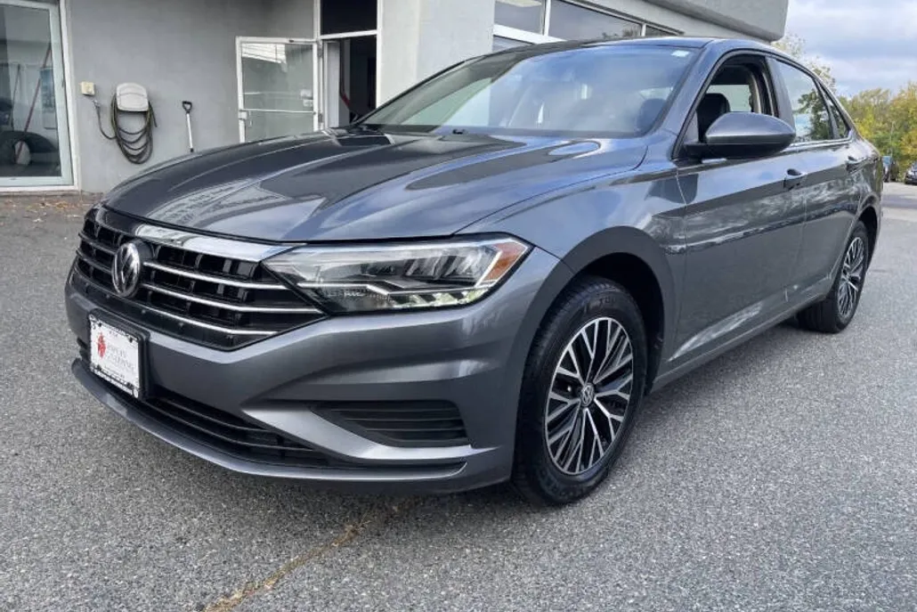 2020 Volkswagen Jetta SE photo 1