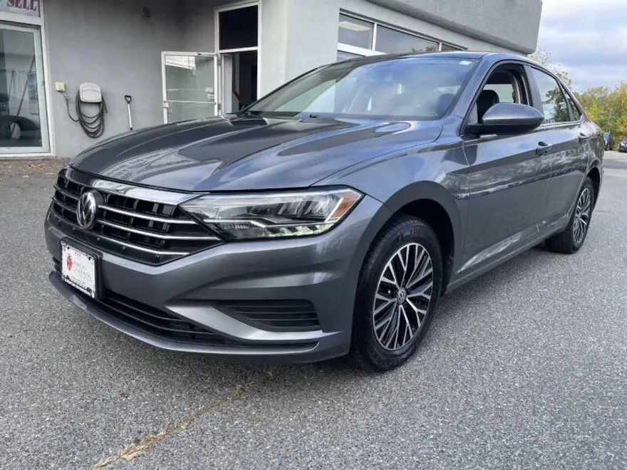 2020 Volkswagen Jetta SE photo 1