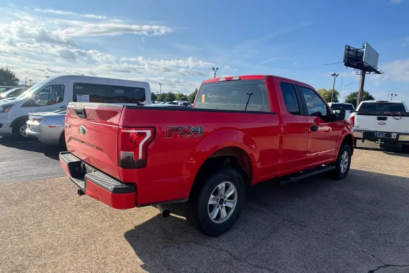 2016 Ford F-150 XL photo 1
