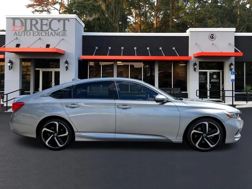 2019 Honda Accord Sport photo 1