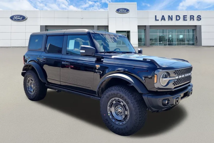 2025 Ford Bronco Badlands photo 1