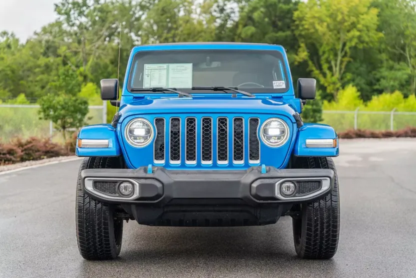 2022 Jeep Wrangler Unlimited 4xe Sahara photo 1