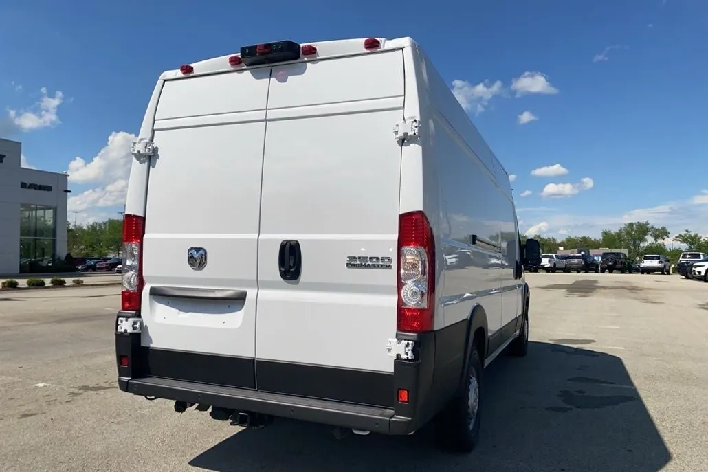 2024 Ram ProMaster 3500 photo 1
