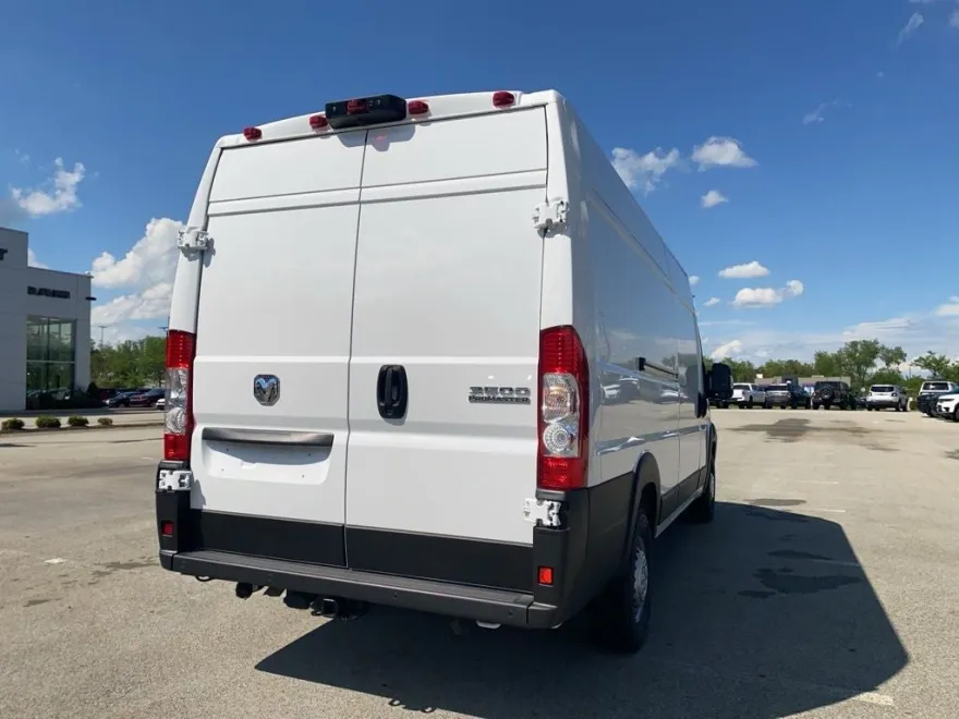 2024 Ram ProMaster 3500 photo 1