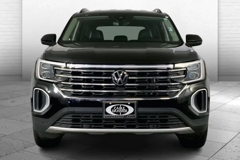 2024 Volkswagen Atlas SE Technology photo 1