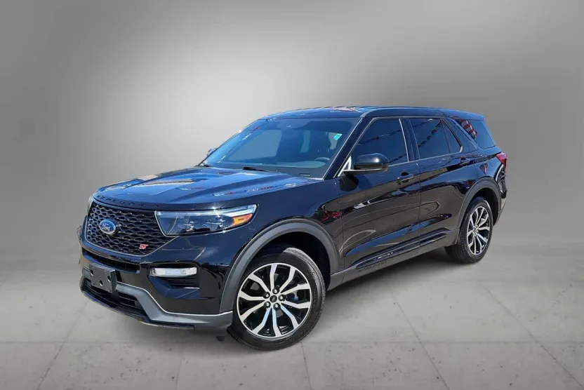 2022 Ford Explorer ST photo 1