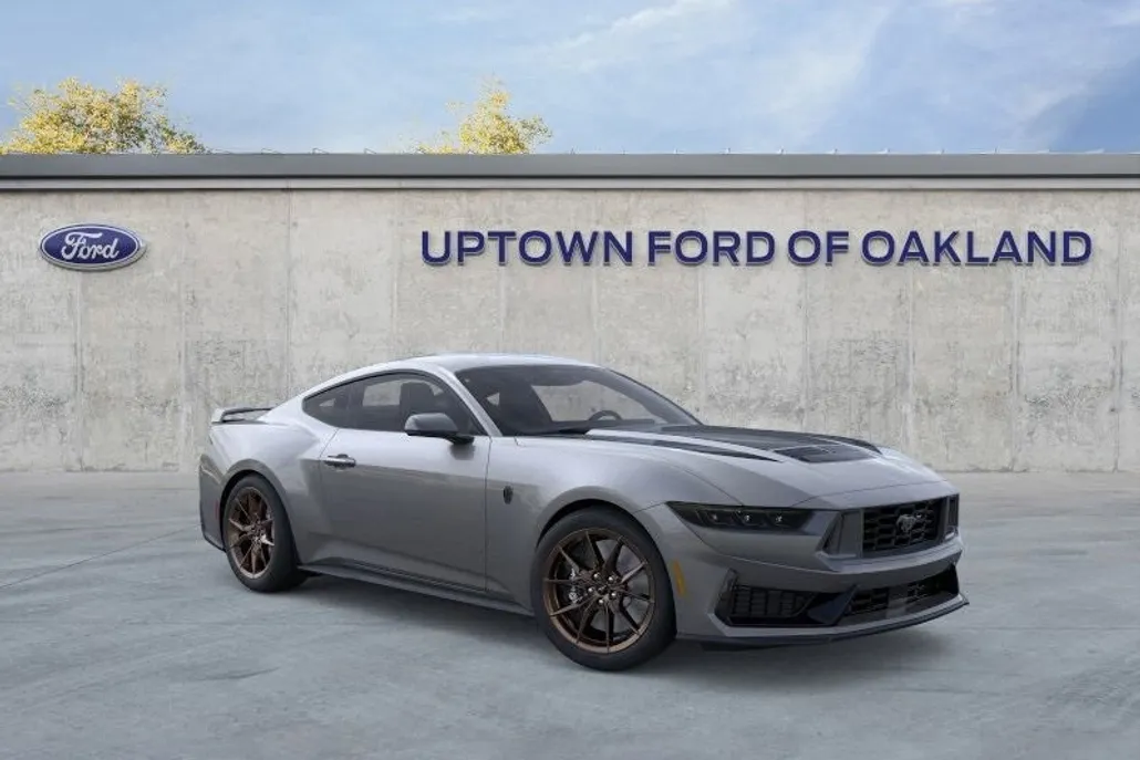 2025 Ford Mustang Dark Horse Deluxe photo 1