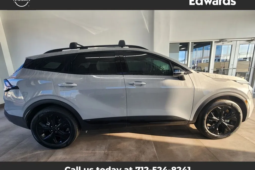2025 Kia Sportage X-Line photo 1