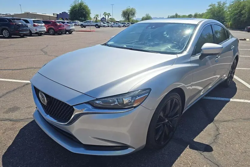 2018 Mazda Mazda6 Touring photo 1