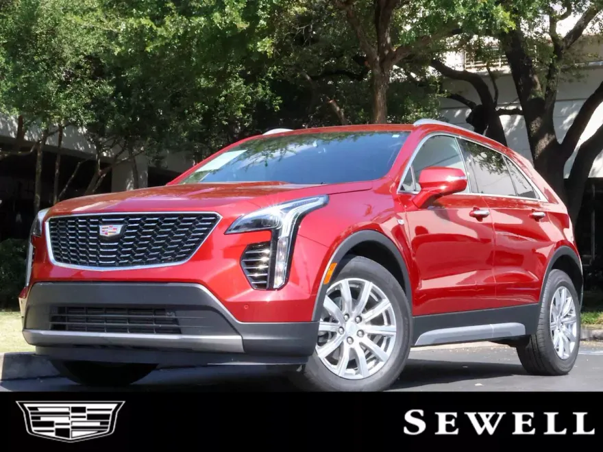 2023 Cadillac XT4 Premium Luxury photo 1