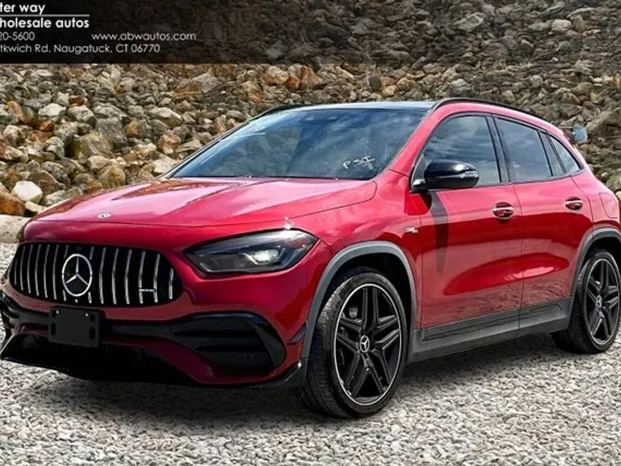 2022 Mercedes Benz GLA AMG 35 photo 1