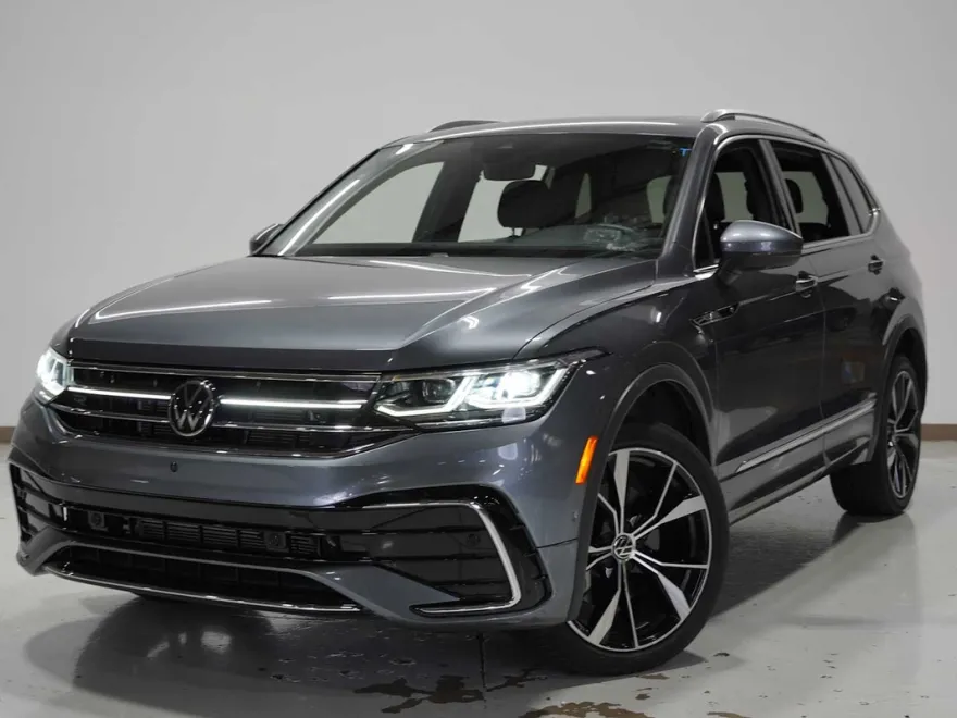 2022 Volkswagen Tiguan SEL Premium R-Line photo 1