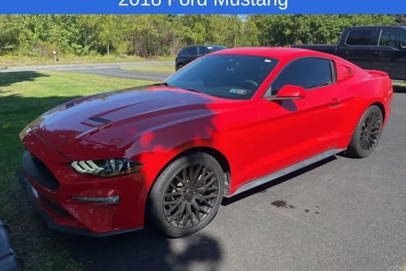 2018 Ford Mustang EcoBoost photo 1