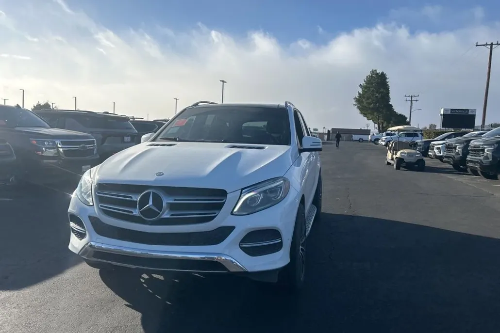 2016 Mercedes Benz GLE 350 4MATIC photo 1