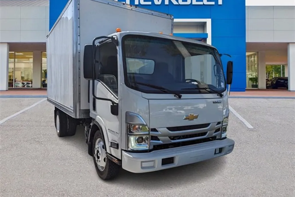 2024 Chevrolet Silverado 4500HD photo 1