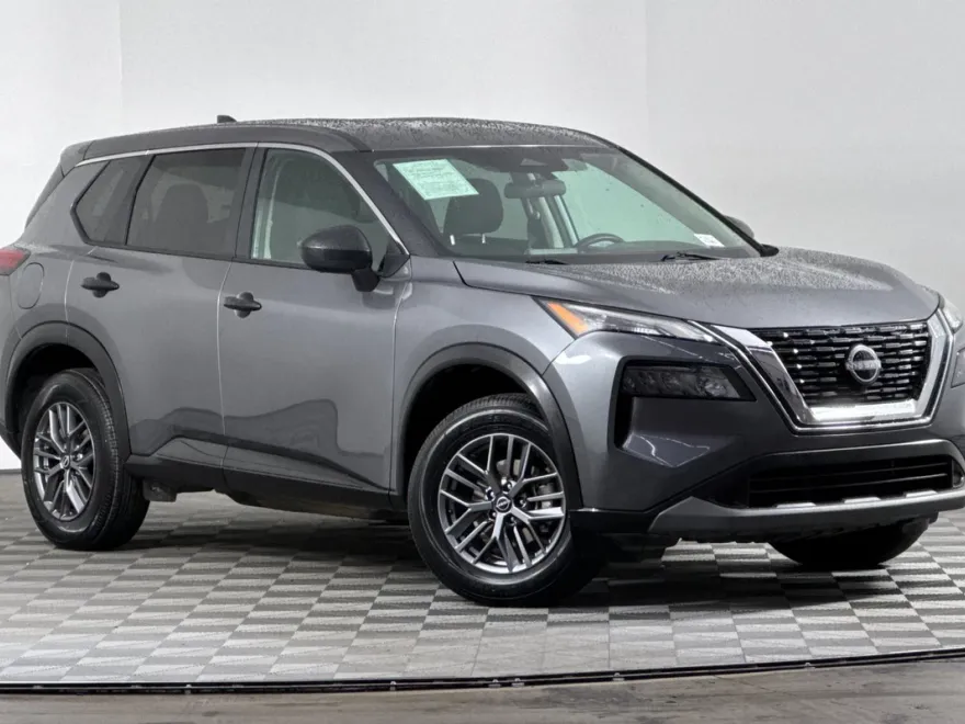 2023 Nissan Rogue S photo 1