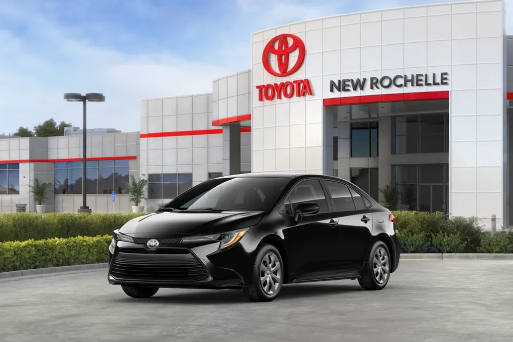 2025 Toyota Corolla LE photo 1