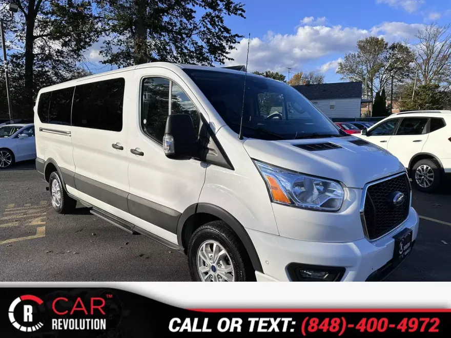 2021 Ford Transit Passenger XLT photo 1