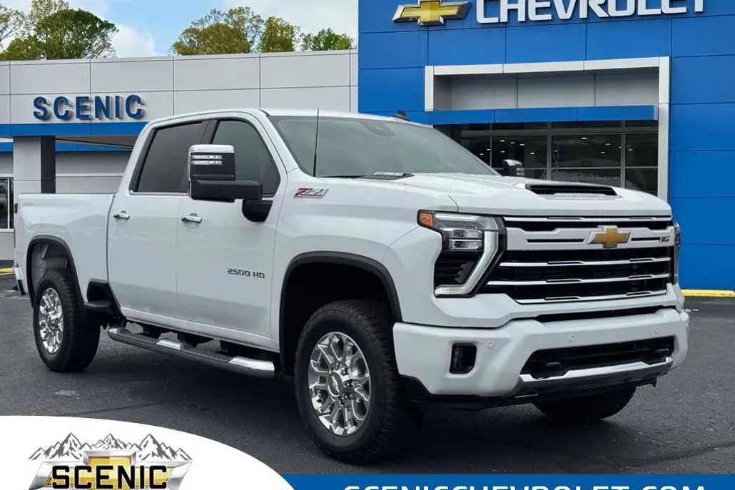 2025 Chevrolet Silverado 2500HD LT photo 1